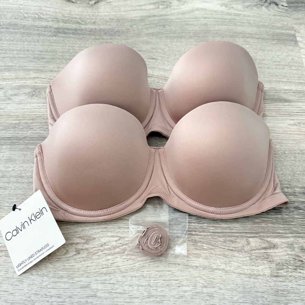 NWT Calvin Klein bundle strapless nude bra